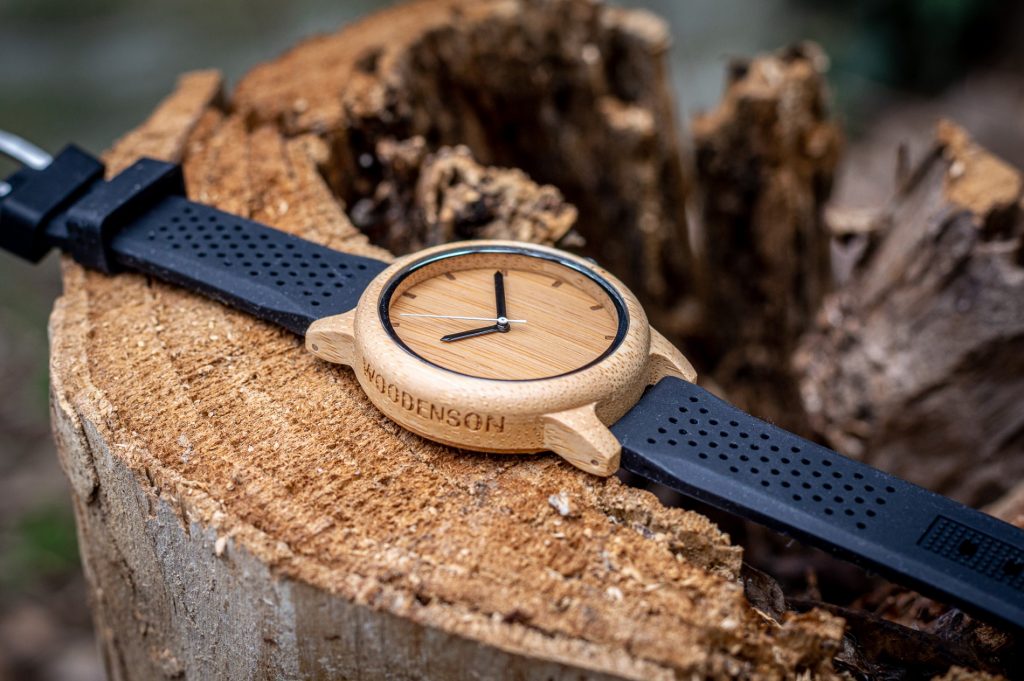 Reloj de madera Cockney Night - Imagen 3