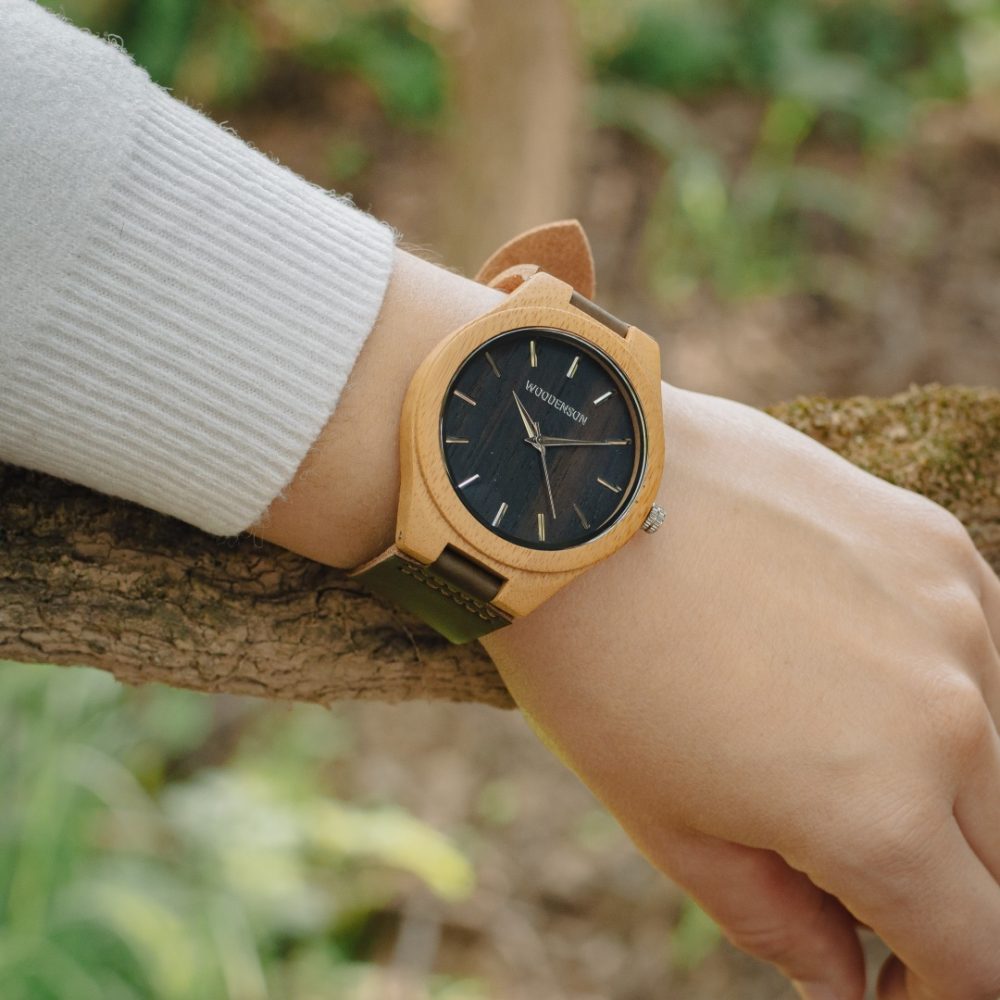Reloj de madera de bambú modelo Zui - Imagen 8