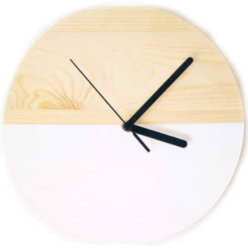 Reloj de pared de madera natural modelo Hanbun