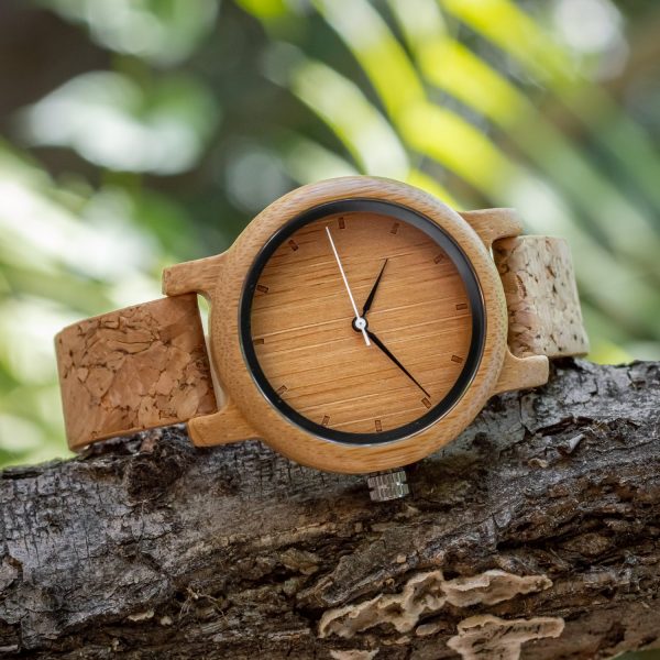 Reloj de mano de madera deals