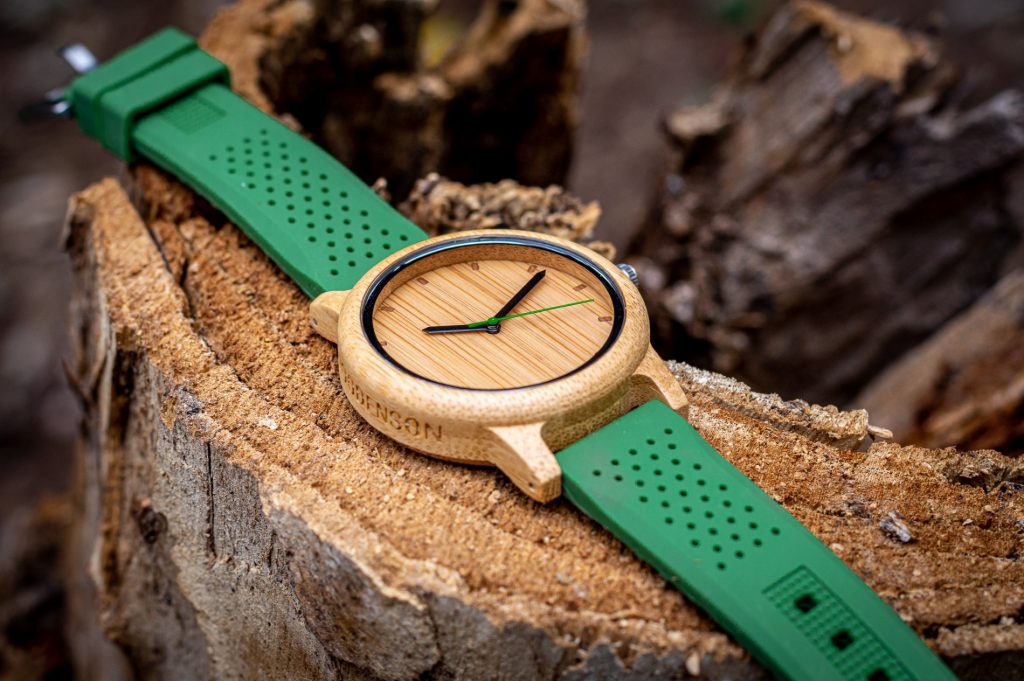 Reloj de madera Cockney Jungle
