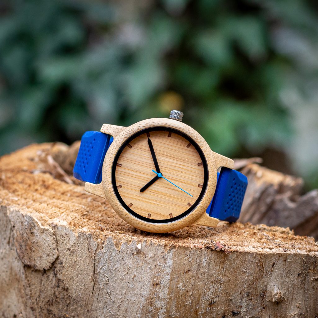 Reloj de madera Cockney Ocean