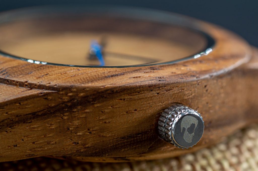 Reloj de madera de zebrano modelo Nara 39mm - Imagen 7