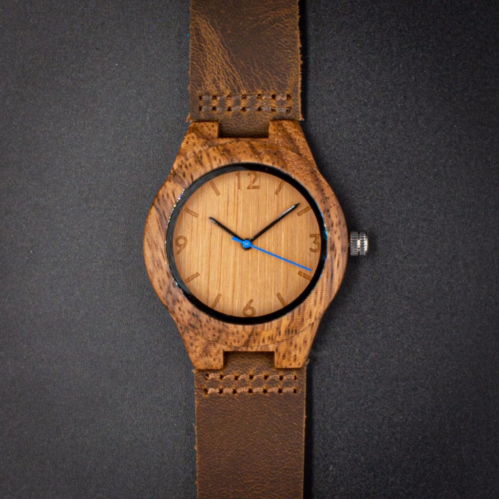 Reloj de madera de zebrano modelo Nara 39mm - Imagen 3
