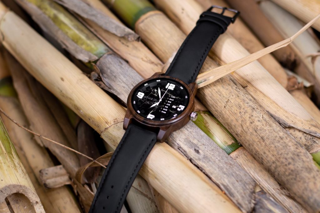 Reloj de Madera de Sándalo Patagonia - Imagen 4