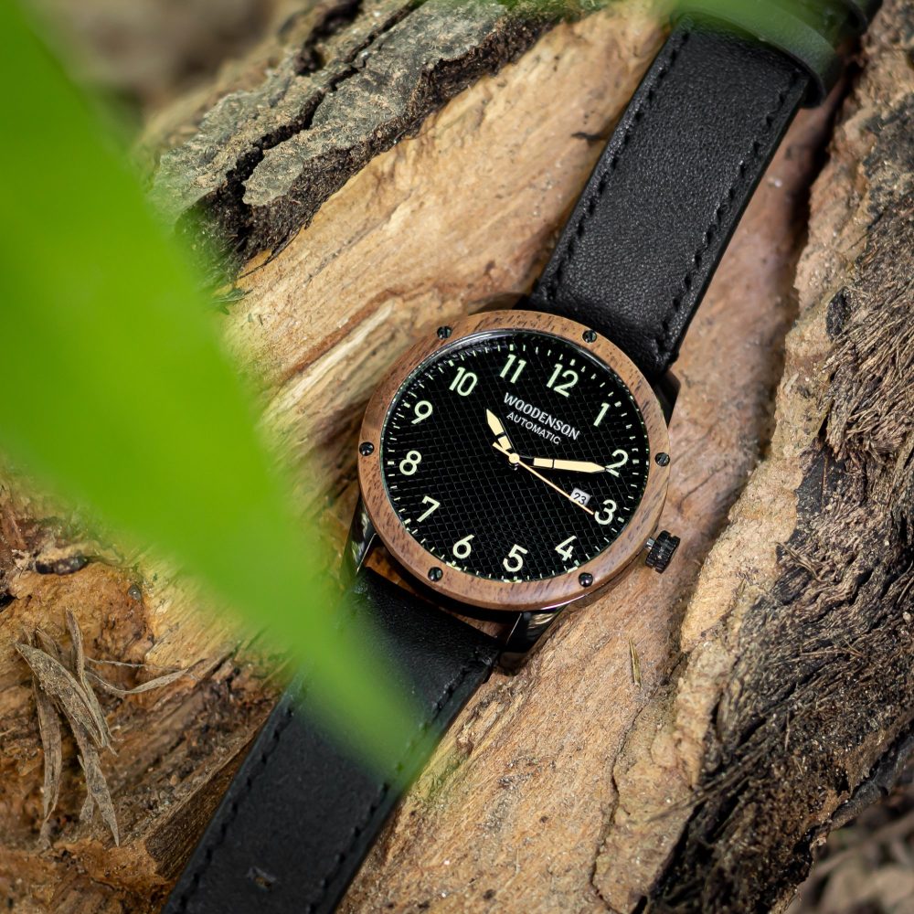 Reloj Automático de Madera de Nogal Fakarava - Imagen 6