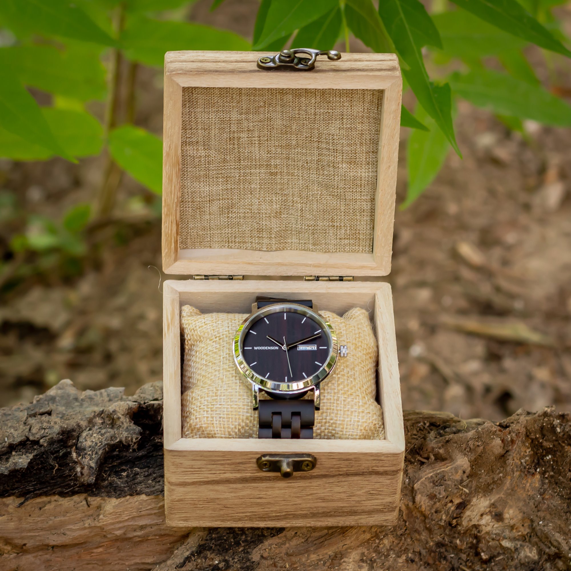 Reloj Automático de madera de Ébano Oriental