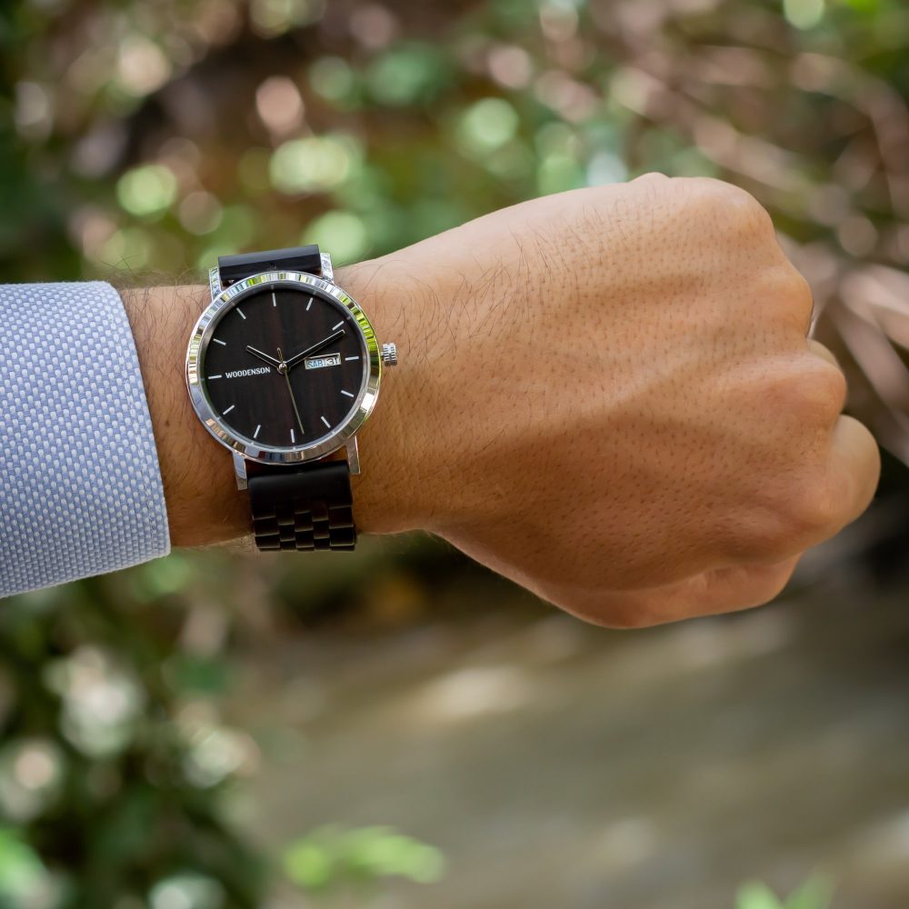 Reloj Automático de Madera de Ébano Chacagua - Imagen 9