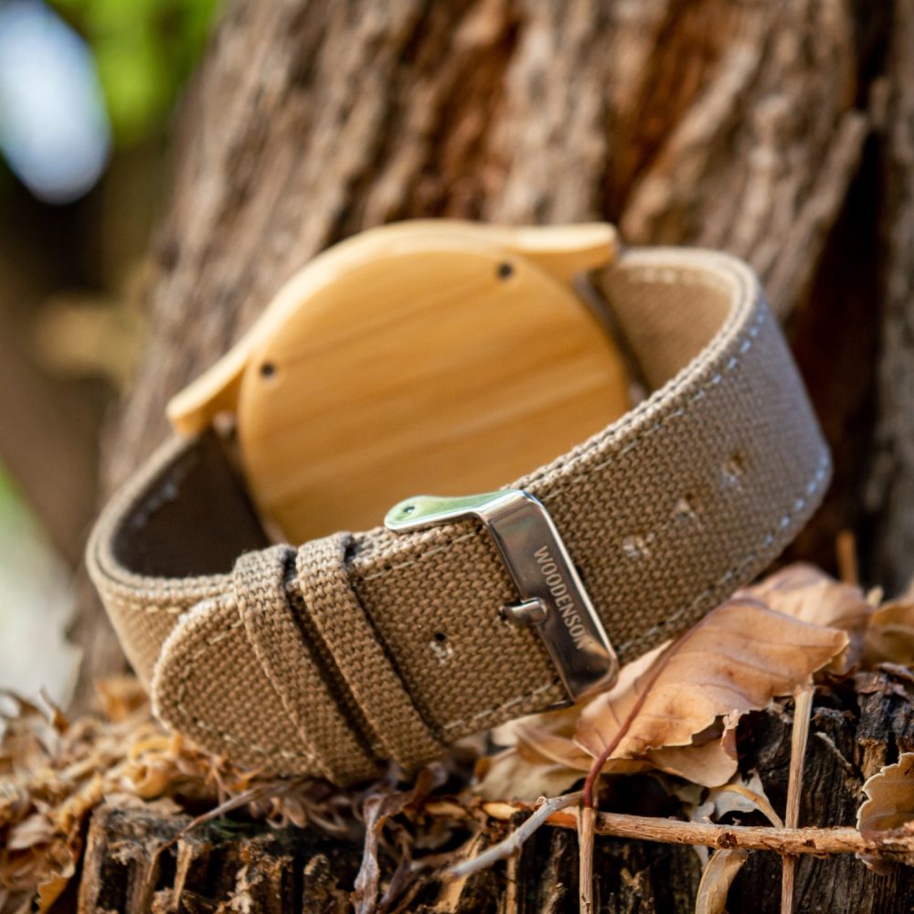 Reloj de madera de bambú con correa de tela modelo Yellowstone - Imagen 4