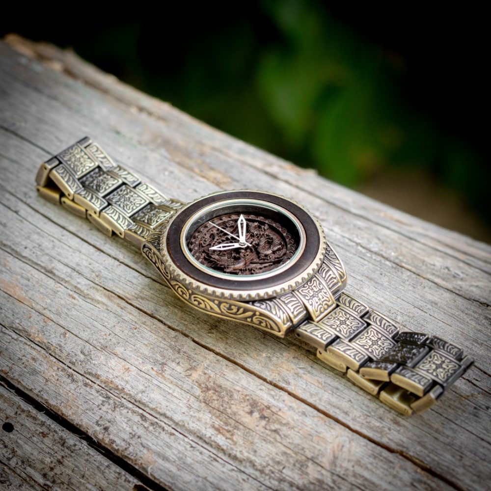 Reloj de Madera de Ébano y Acero Dorado Zerain - Imagen 6