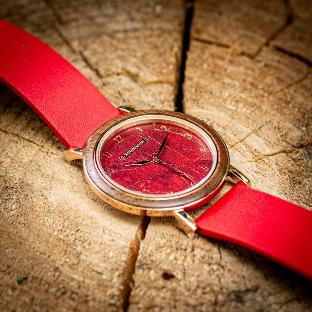 Reloj de madera de Nogal Timanfaya - Imagen 3